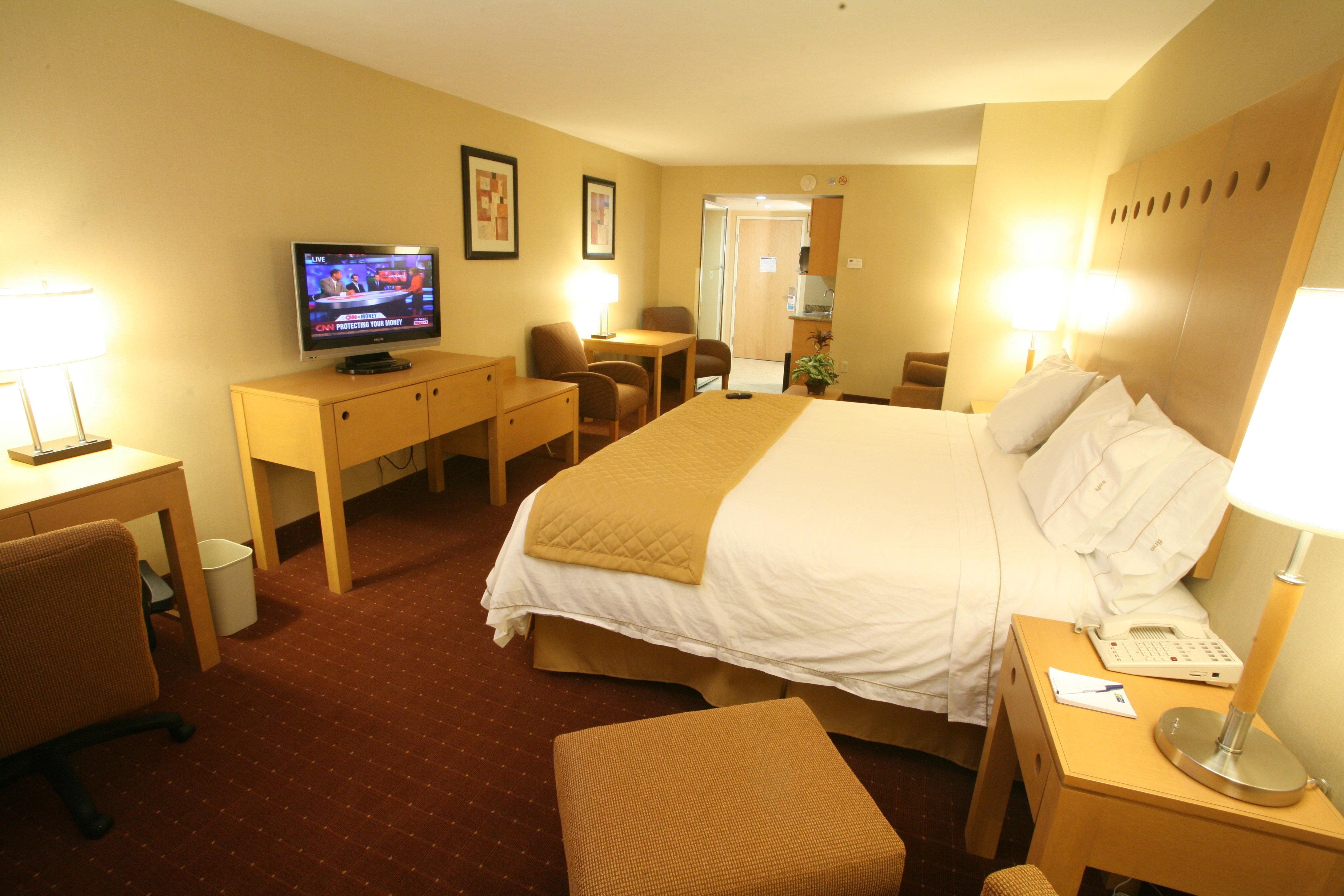 Express Zona Aeropuerto, An Ihg 4* Saltillo